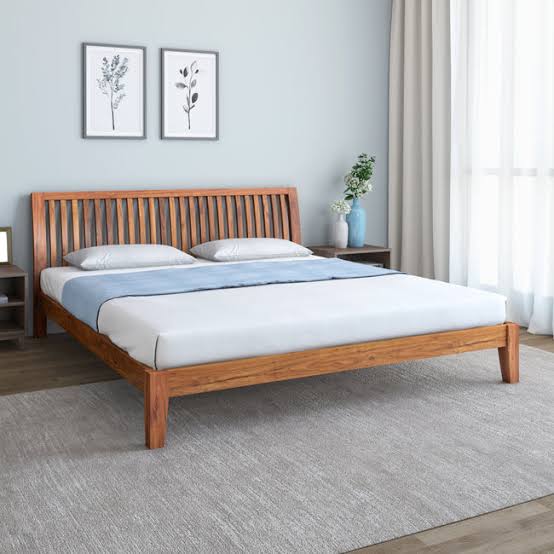 Acacia Curvy solid wooden bed