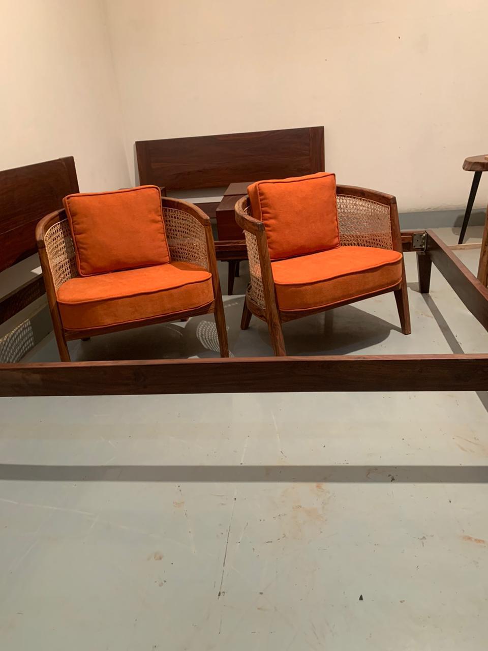 Harvey Prober Lounge chair