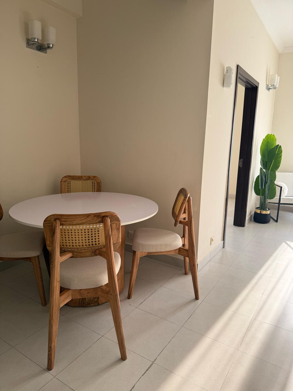 Alexandere Chair