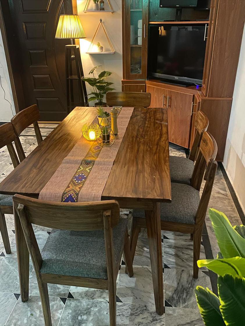 Hendrix 6 persons Dining Set