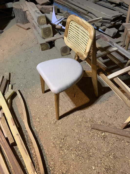 Alexandere Chair